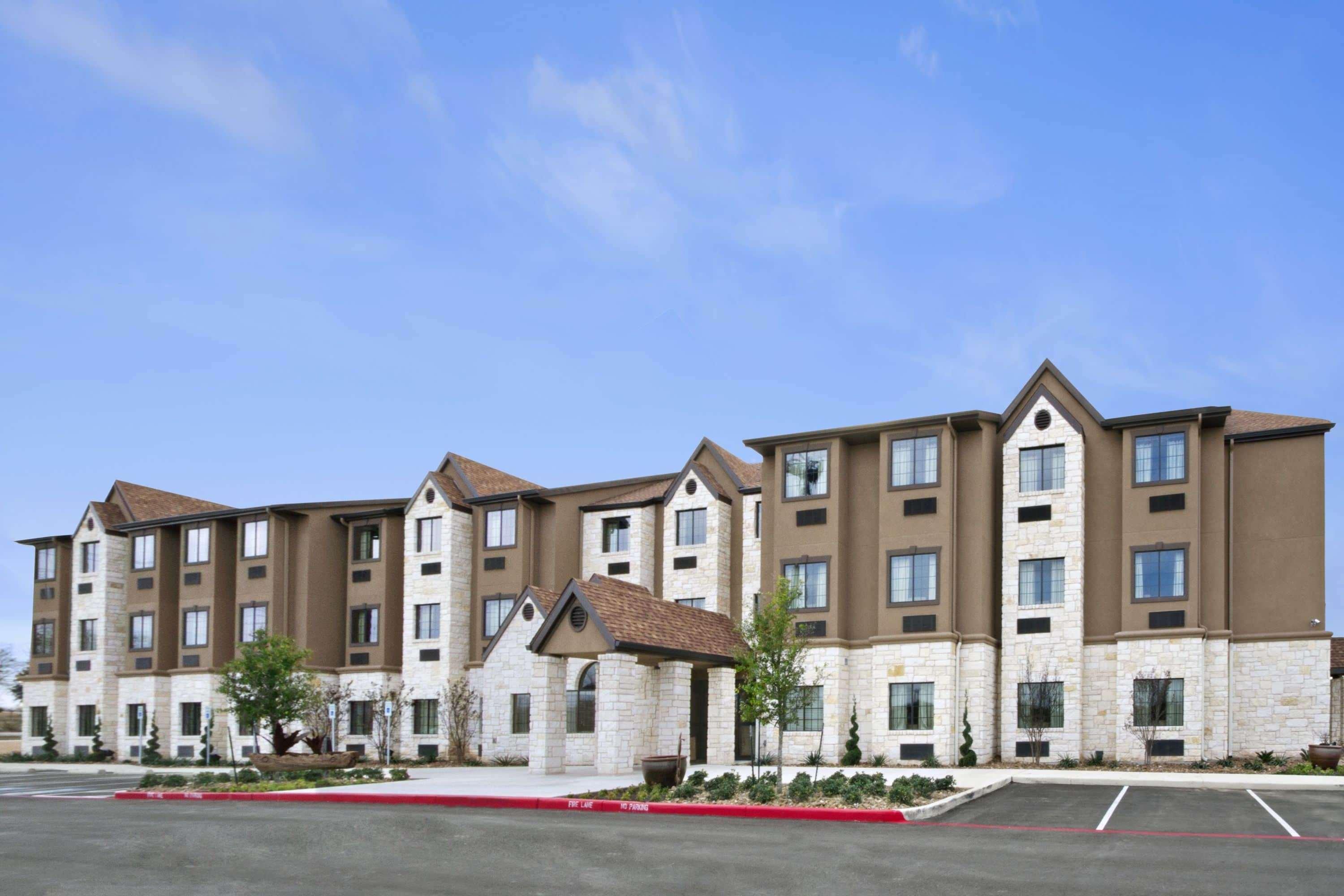Microtel Inn & Suites By Wyndham ראונד רוק מראה חיצוני תמונה